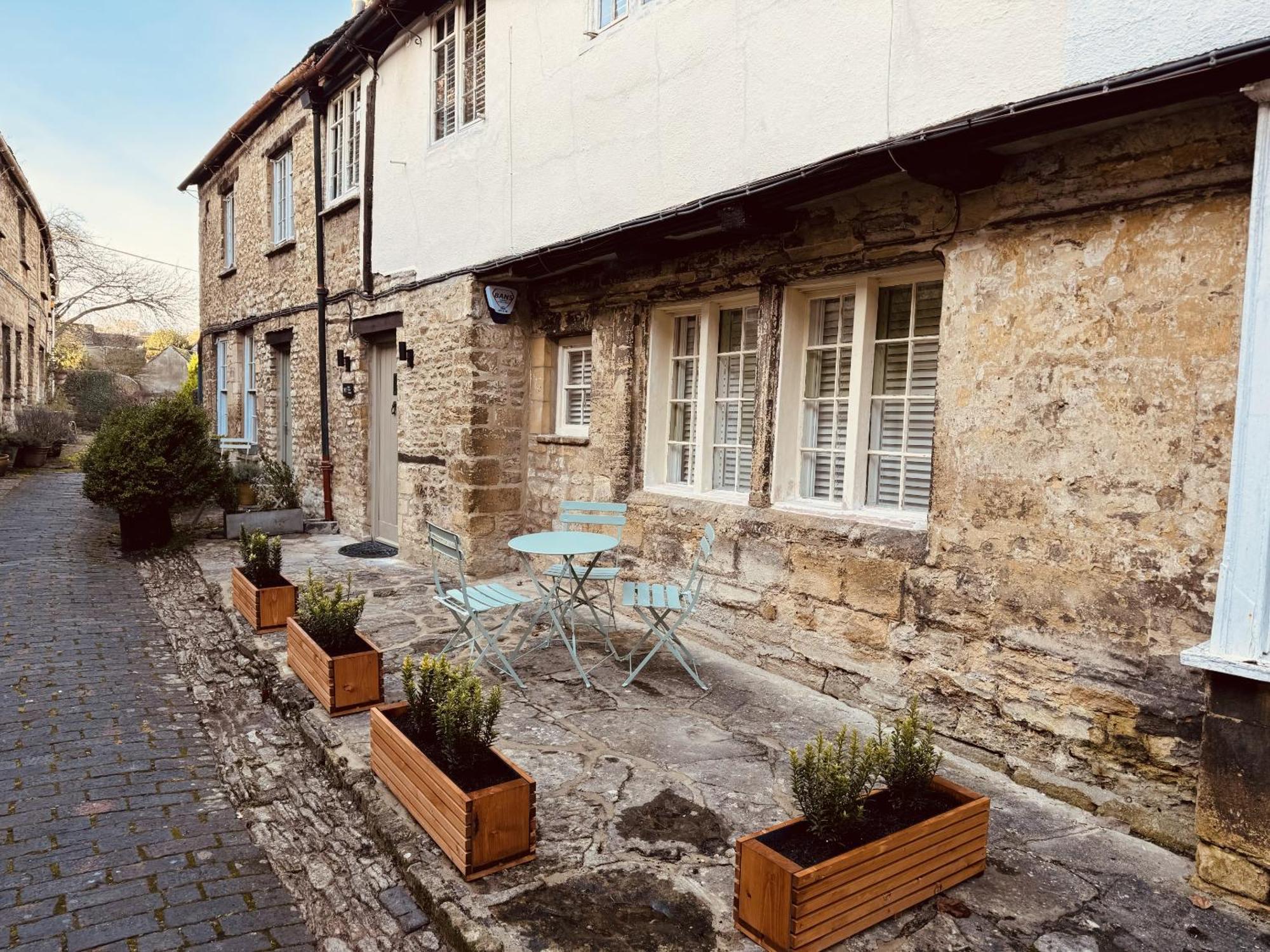 Little Priory Cottage Burford Exterior photo