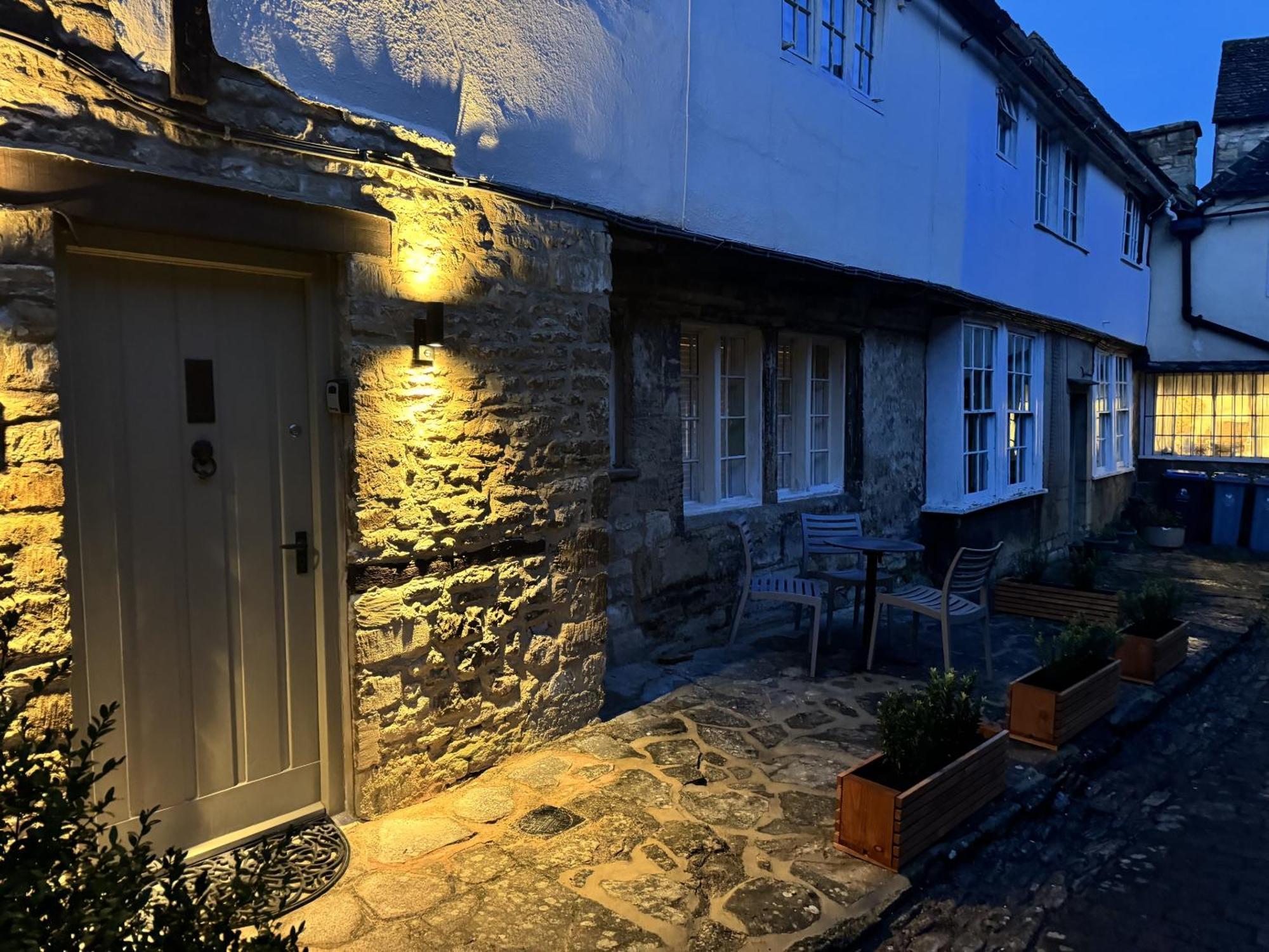 Little Priory Cottage Burford Exterior photo