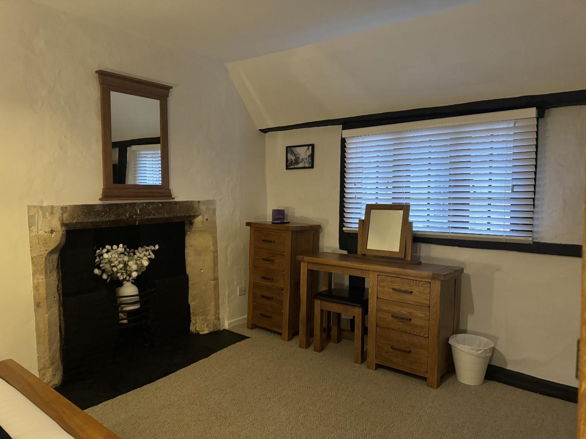 Little Priory Cottage Burford Exterior photo